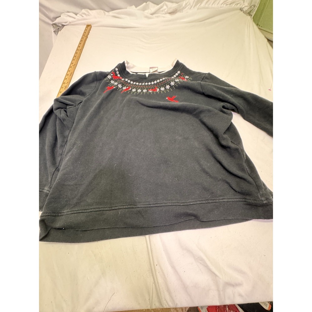 Vintage‎ Adrienne Vittadini XL Sweat Shirt Collared Christmas Snowflake Cardinal